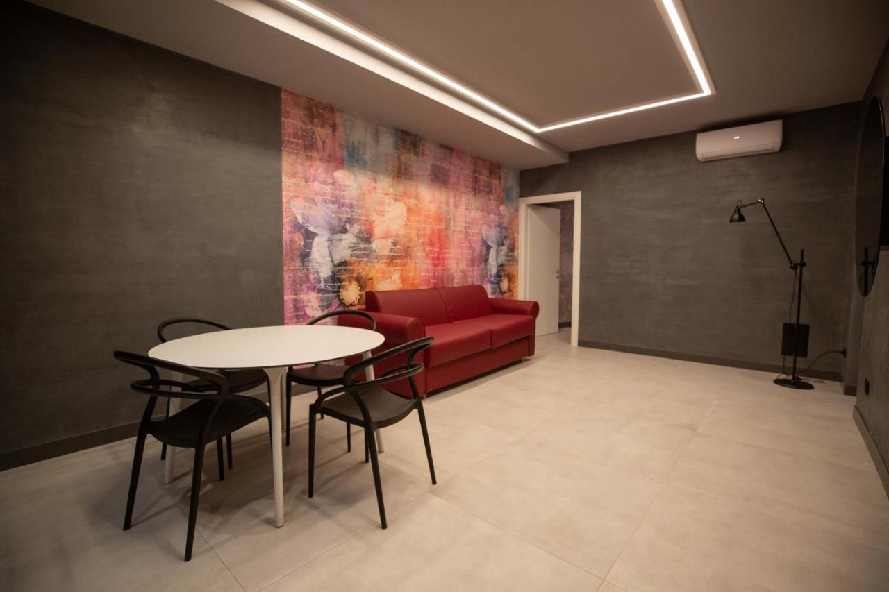 Lady Diamond By Dimorra Guest house Naples